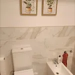 Tarajalluxuryroom Affittacamere 3*