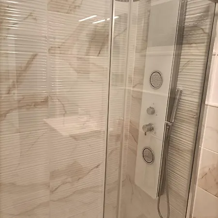 Tarajalluxuryroom Pensjonat *